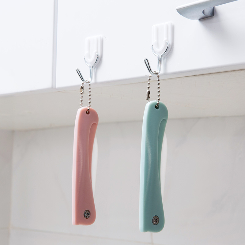 Ceramic fruit knife, household portable folding knife, kitchen vegetable and fruit knife, multi-functional peeler small knife Application Scenario