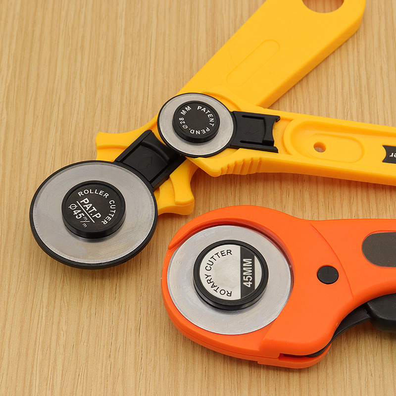 Roller knife for cutting leather fabric and rubber bands, diy45 28mm, hand-pushed cutting tool details Picture
