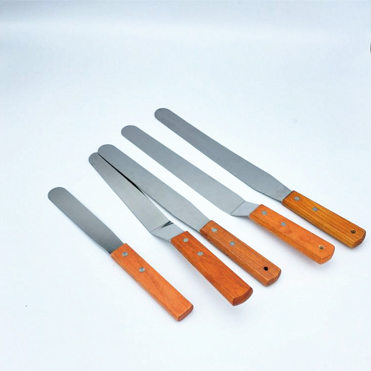 Cream spatula, woodblock cake knife, straight knife, crank pastry knife, oiling knife, scraper, spatula, kitchen tools Application Scenario
