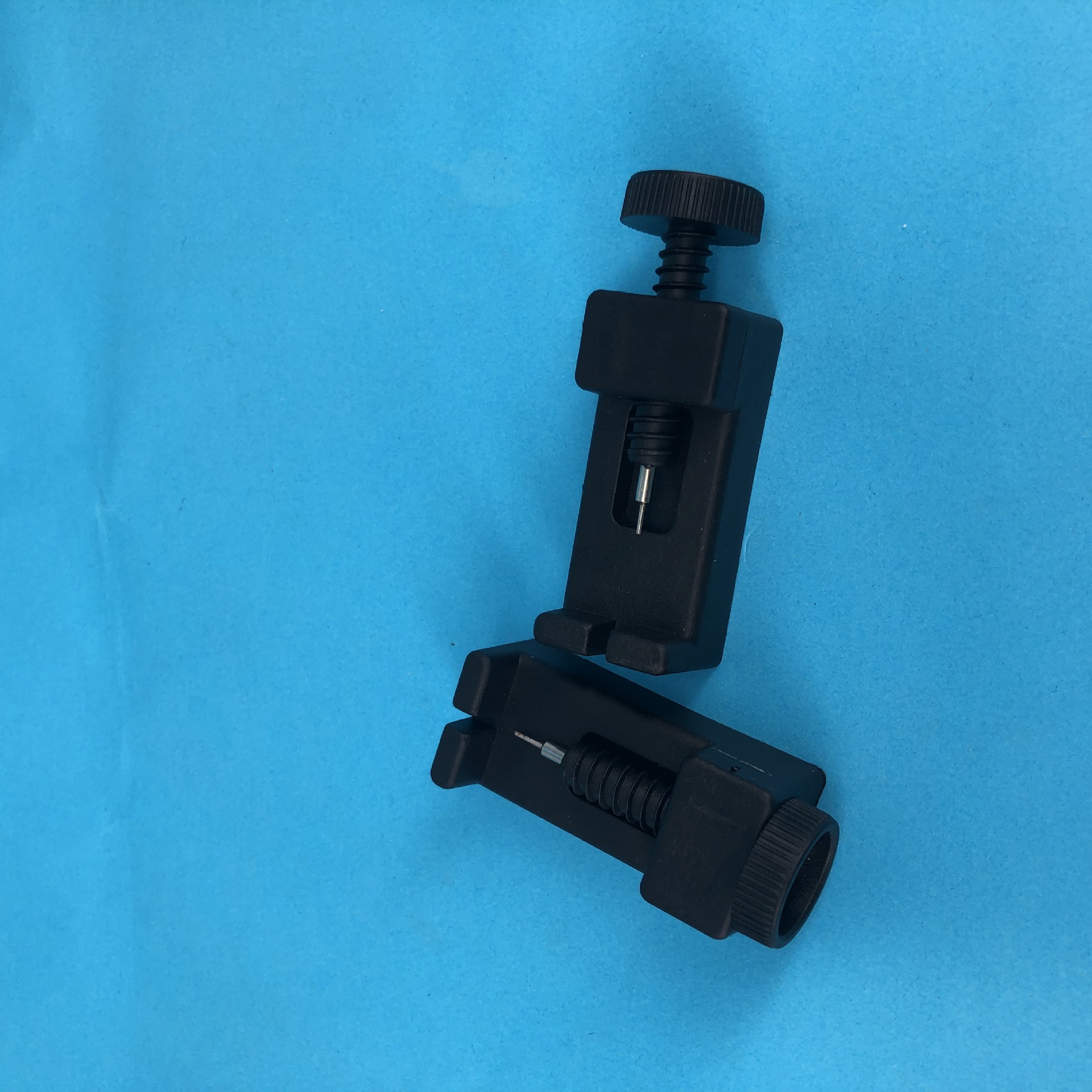 Watch adjuster, watch folding tool, watch length adjustment tool, watch strap remover, needle injector, wrist strap remover undefined
