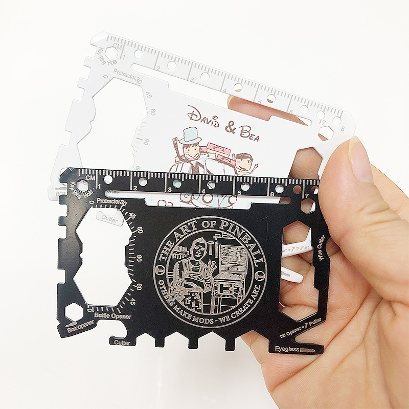 Manufacturers wholesale outdoor camping stainless steel multi-functional laser printing tool knife cards full figure