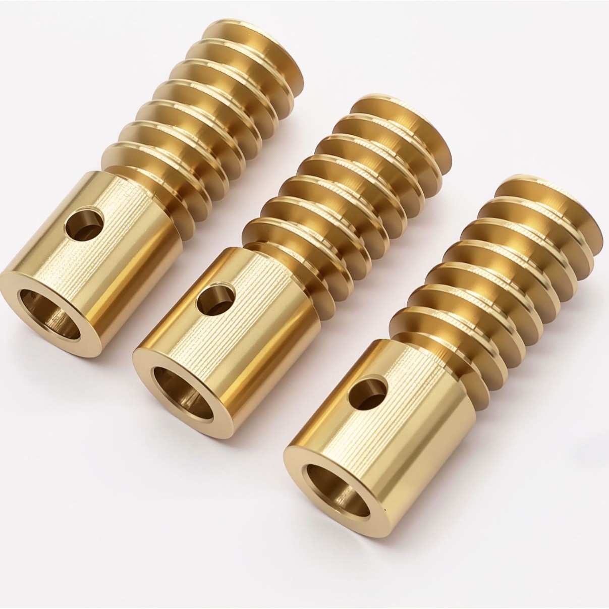 The manufacturer has in stock of hardware parts and accessories for reducers, motors, worm gears, and CNC lathe processing of copper worm gears Item Picture