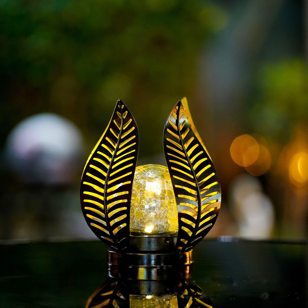 Cross-border Amazon solar ironwork leaf glass crack lamp outdoor waterproof courtyard decorative landscape garden lamp details Picture