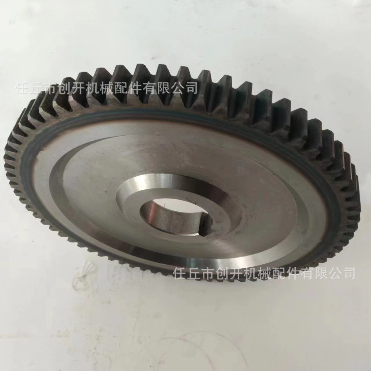 Non-standard precision transmission equipment parts for sewage suction truck gears, spur gears, cylindrical gears for industrial machinery conveyors details Picture
