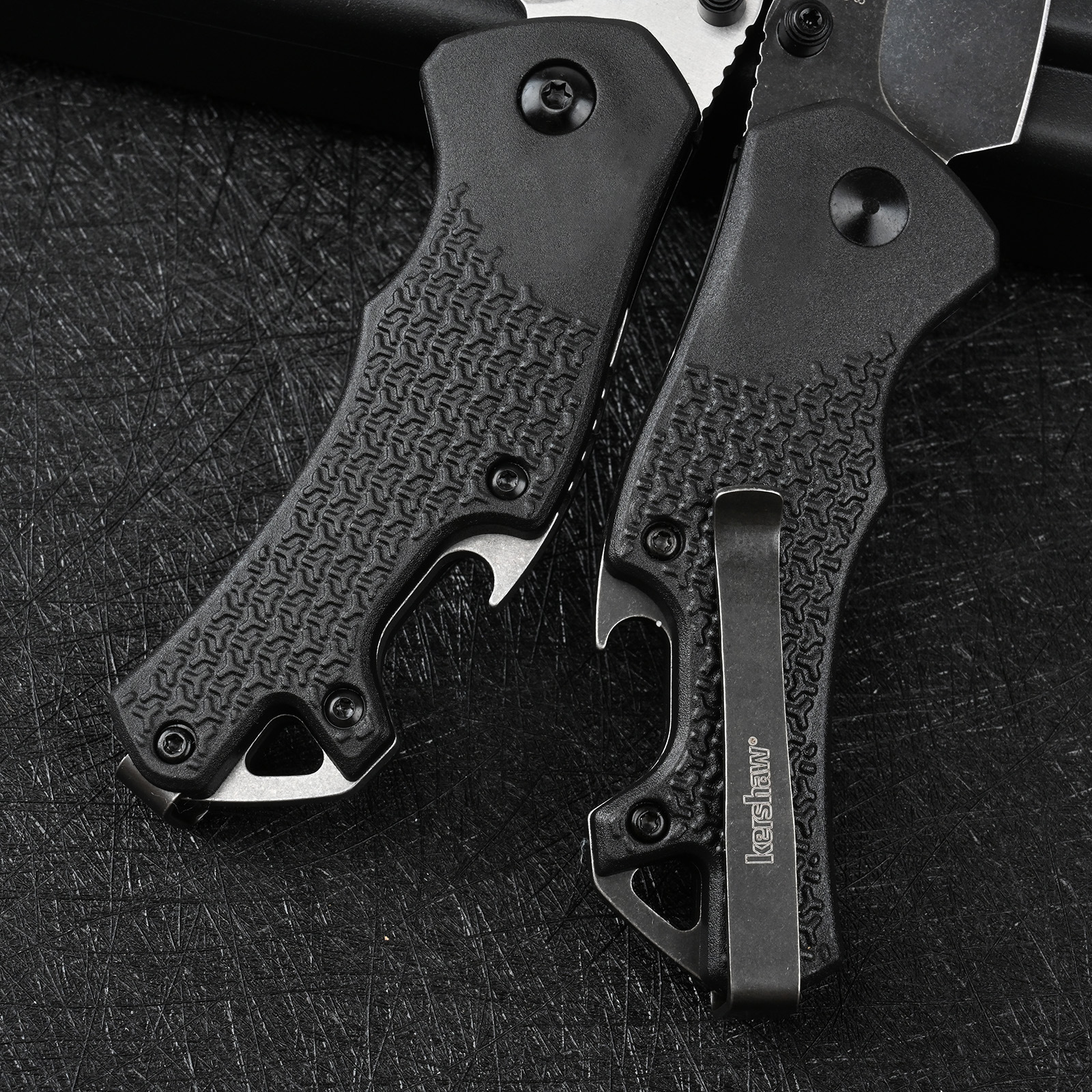 Cross-border bestseller Kashiu 8337 outdoor folding knife, portable pocket folding knife, outdoor adventure self-defense knife with bottle opener Application Scenario