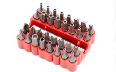A 33-piece set of hollow and solid batch head combination full figure