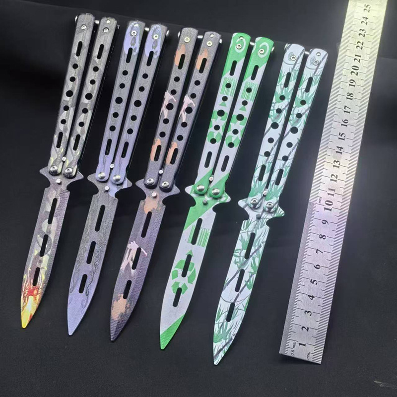 Butterfly knife, stainless steel uncut butterfly knife, folding knife, CSGO game swinging knife, in stock supply Application Scenario