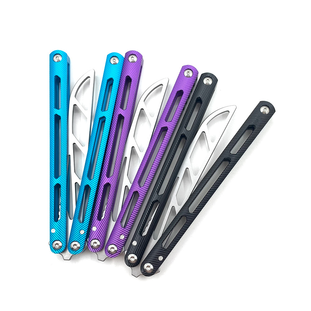 SF Suifeng Tsunami Integrated 7075 Aluminum Practice knife, Butterfly knife, unedged fancy training knife, portable tactics Application Scenario