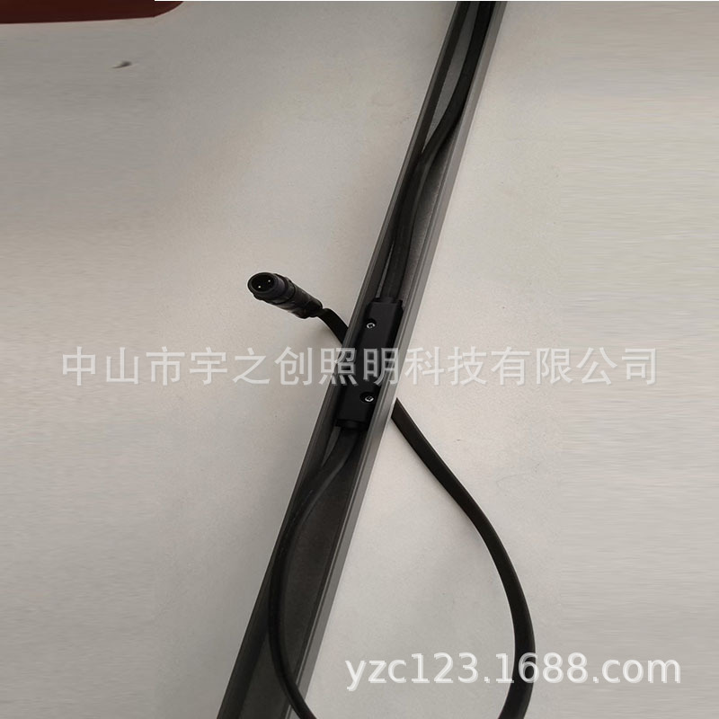 LED contour light, PC cover line light, bridge, building and floor engineering lighting led contour line light Specification drawing
