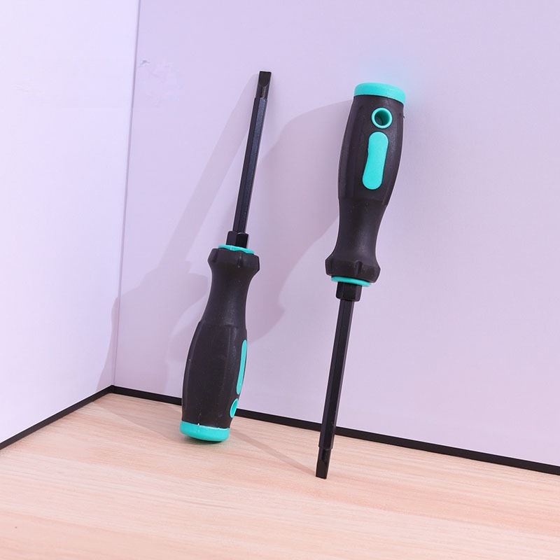 A001 dual-purpose 4-inch screwdriver with rubber-coated black rod, flat-head cross screwdriver, manual magnetic dual-head dual-purpose screwdriver Application Scenario
