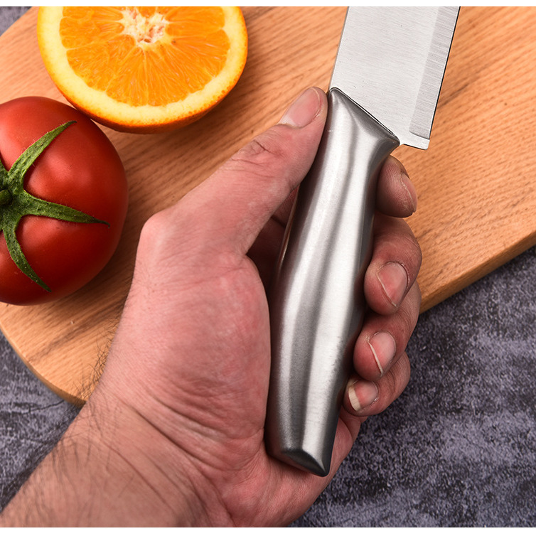 The manufacturer wholesales new stainless steel fruit knives, household fruit knives, watermelon and Hami melon slicers, and kitchen knives Application Scenario