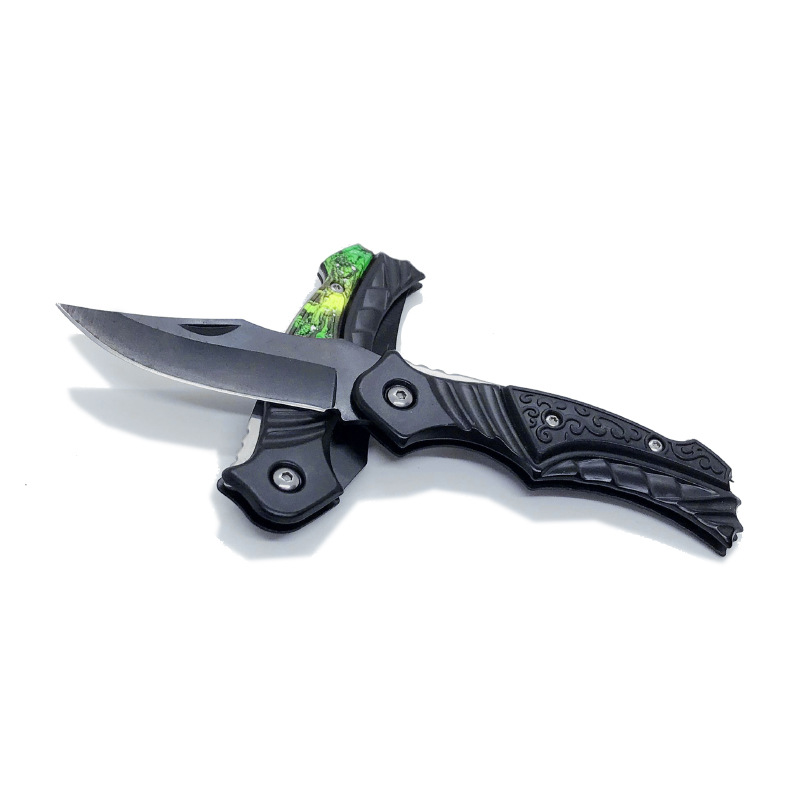 Outdoor folding knife, outdoor survival knife, colored folding knife, fruit knife, outdoor knife Application Scenario