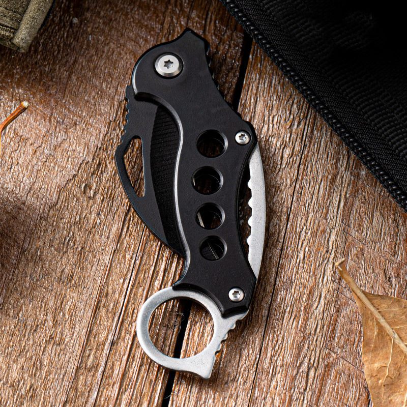 High-hardness outdoor self-defense eagle claw knives, portable wilderness survival claw knives, self-defense small knives, folding knives in stock from the manufacturer details Picture