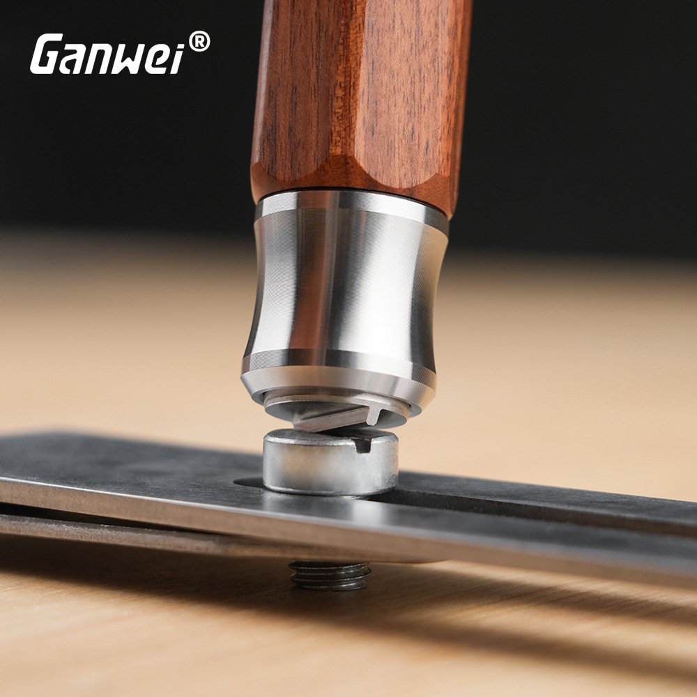 Woodworking planer cover iron screwdriver adjustment special one-line Chinese and European style planer cover iron planer iron carpenter's hand tool Application Scenario