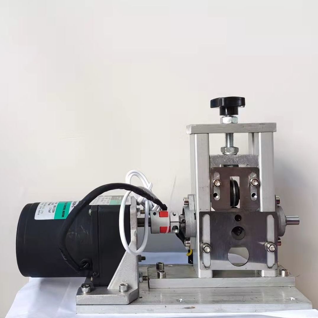 Fully automatic household wire stripping machine for stripping small wires of used wires such as cables and copper wires. Shenlei Dezhu Specification drawing