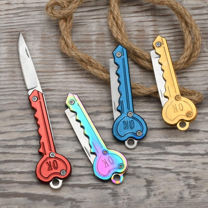 The manufacturer supplies multi-functional outdoor folding knives, portable pocket survival keys, small knives and gift knives Application Scenario
