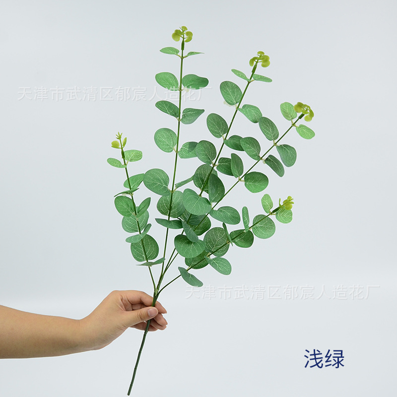 绢布5叉尤加利，单枝仿真尤加利，绿植软装搭配，庭院景观造型，花环插花 ，室内装饰，植物造景，商场布景婚庆装饰花产品图