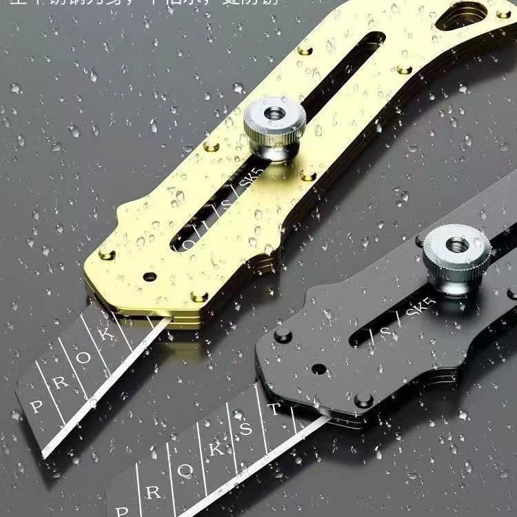 Factory wholesale of all-steel utility knives, 18mm heavy-duty thickened wallpaper knives, heavy-duty paper cutting knives and engraving knives Application Scenario
