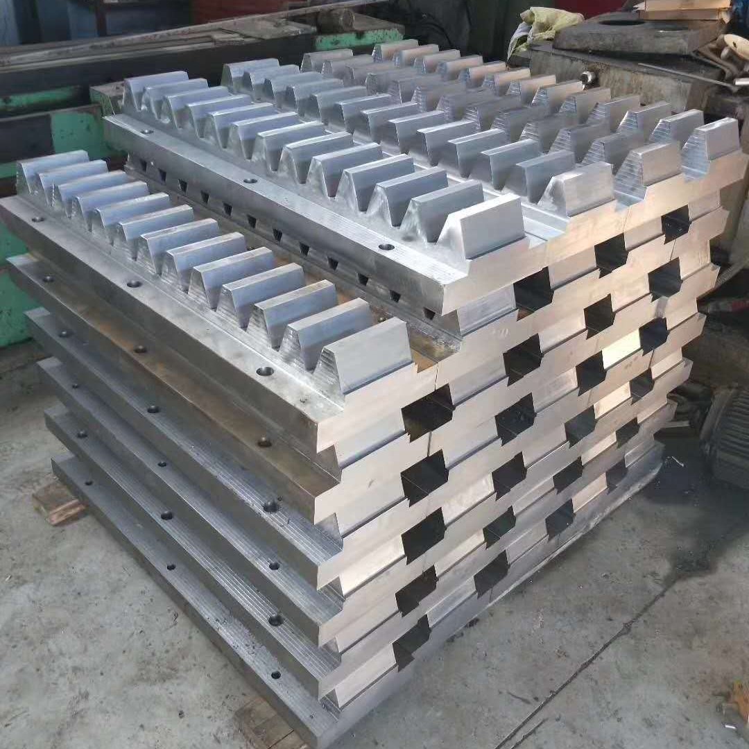 Standard rack 1M, 2M, 3M, 4M, 5M, 6M high-frequency quenched perforated rack, industrial helical rack, hard rail precision straight rack undefined