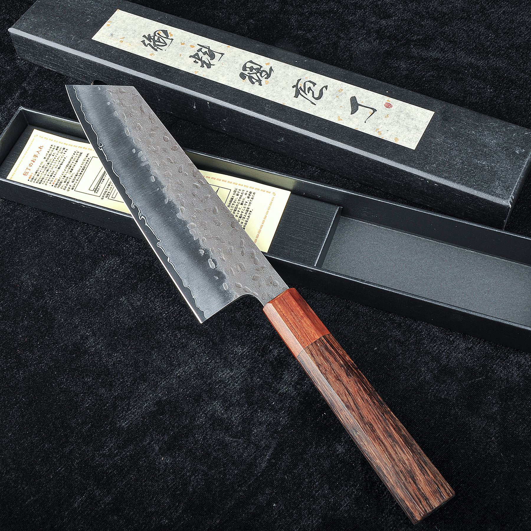9CR18 octagonal handle black hammer pattern cutting knife, kitchen knife, chef's knife, Santoku knife, retro vegetable cutting Damascus knife full figure