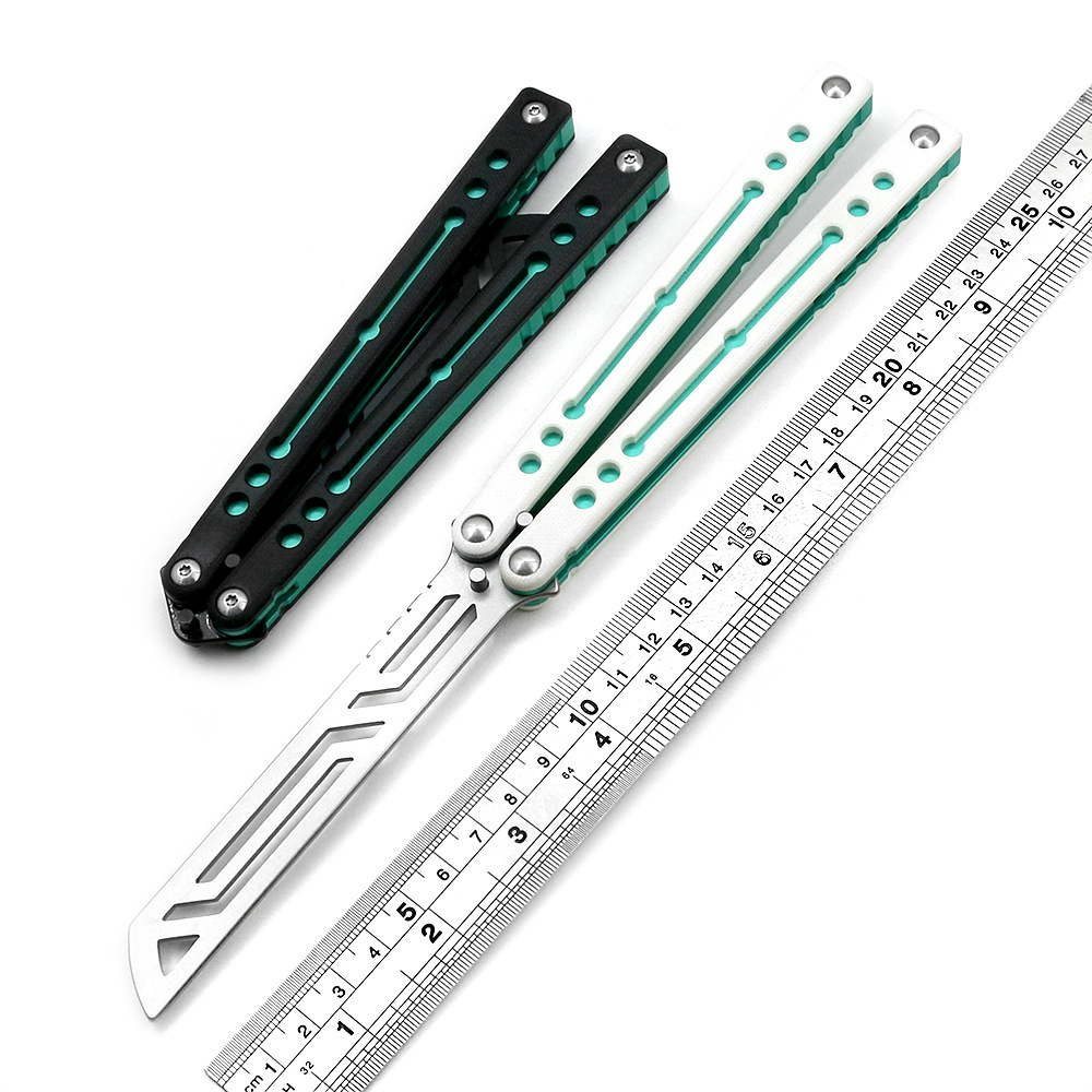 The Nautilus V2 Nautilus Butterfly knife, unedged G10, is a practice and training knife for swinging full figure