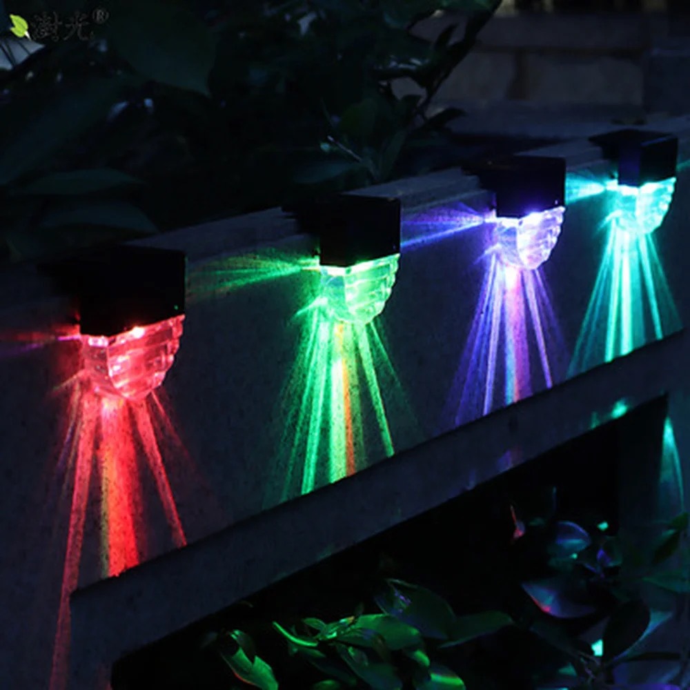Cross-border outdoor solar staircase lights, garden courtyard solar step lights, yard steps, fence lights, railing lights Application Scenario
