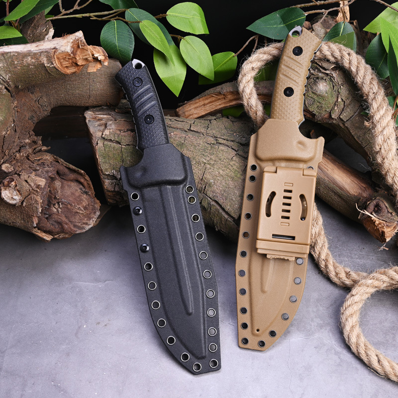 Outdoor survival self-defense tactical knife, portable straight knife, wilderness survival knife, survival knife, one-piece keel, high-hardness straight knife Application Scenario
