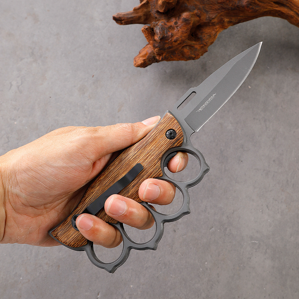 Yangjiang direct sales outdoor high-hardness folding boxing gloves knives, sharp camping fruit knives, car-mounted window-breaking survival knives Specification drawing