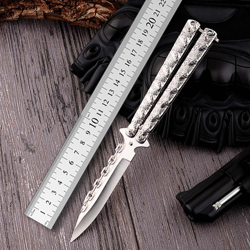 The stainless steel training tool for the CSGO game chain butterfly knife is practiced without cutting the blade. Practice folding and swinging the knife details Picture