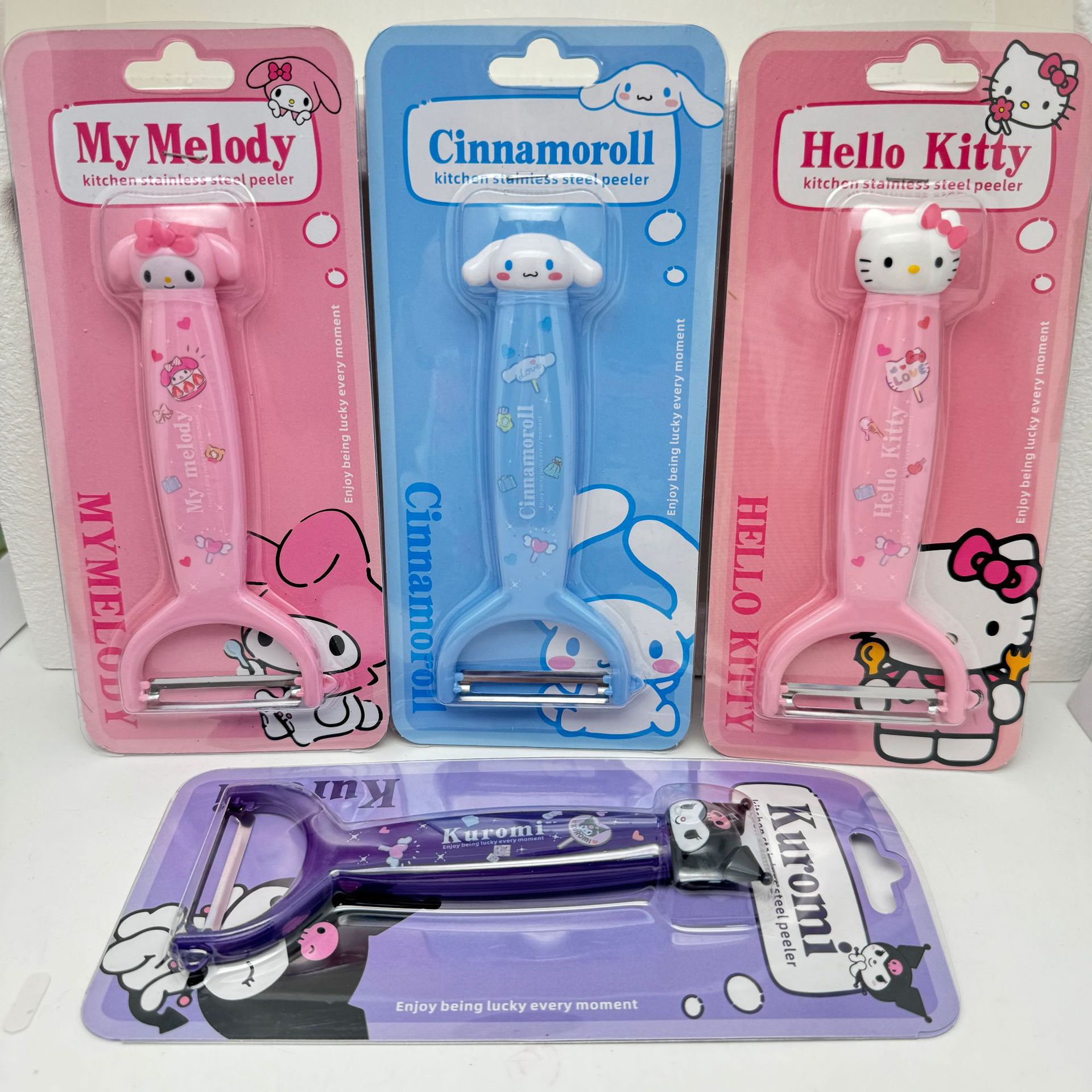 Sanrio Kuromi, Cinnamon Dog, Kitty, Fruit peeler, fruit peeler, portable kitchen vegetable and fruit grater details Picture