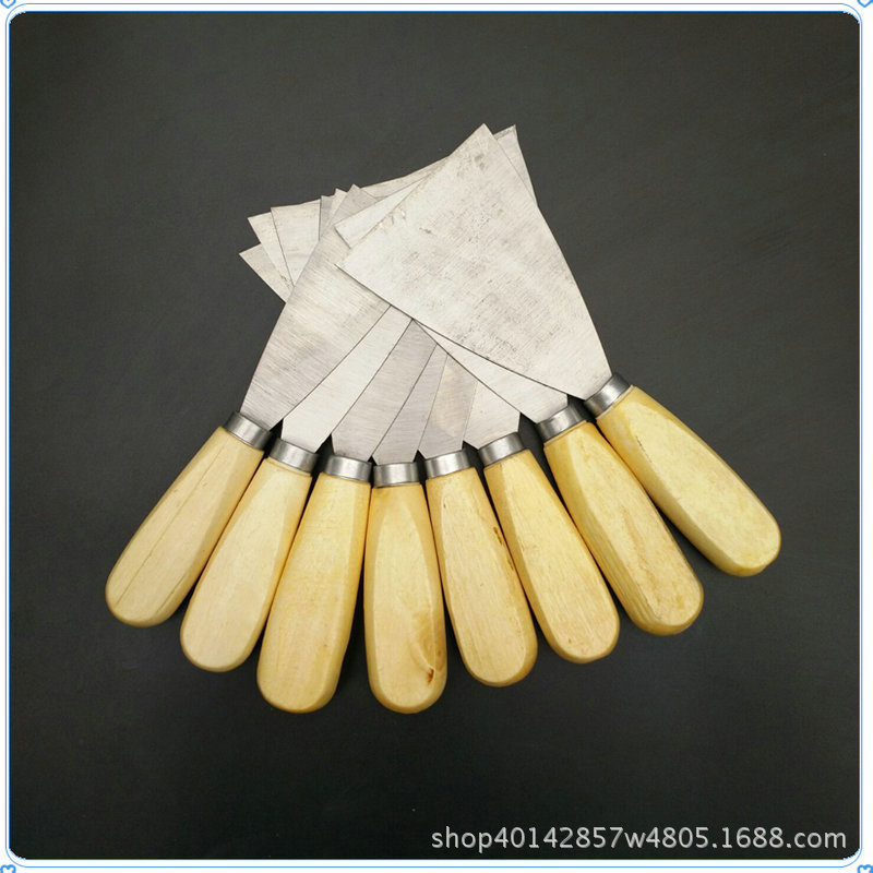 Ordinary wooden-handled double-clamped putty knife, paint tool cleaning shovel, double-color handle carbon steel stainless steel scraper Application Scenario