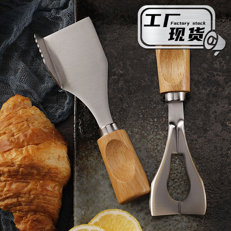 The factory's new rubber wooden-handled cheese and cheese cutter, stainless steel triangular butter and buttery cutter, right-angle spatula full figure
