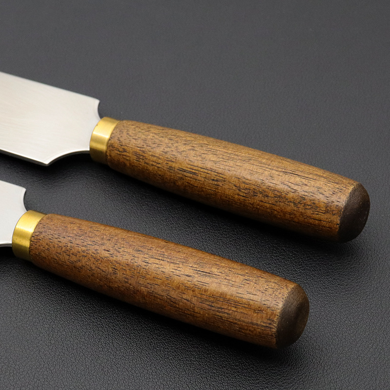 Leather thinning knife D2 made of steel, sharp and durable, with a round, flat and beveled edge. It is a diy handcrafted leather cutting tool Application Scenario