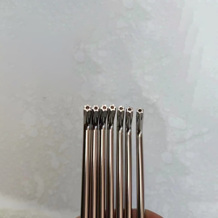 T6, T8, T10, T15, T20, T25, T30 L-type dual-purpose screwdrivers with holes and hardened heads Application Scenario