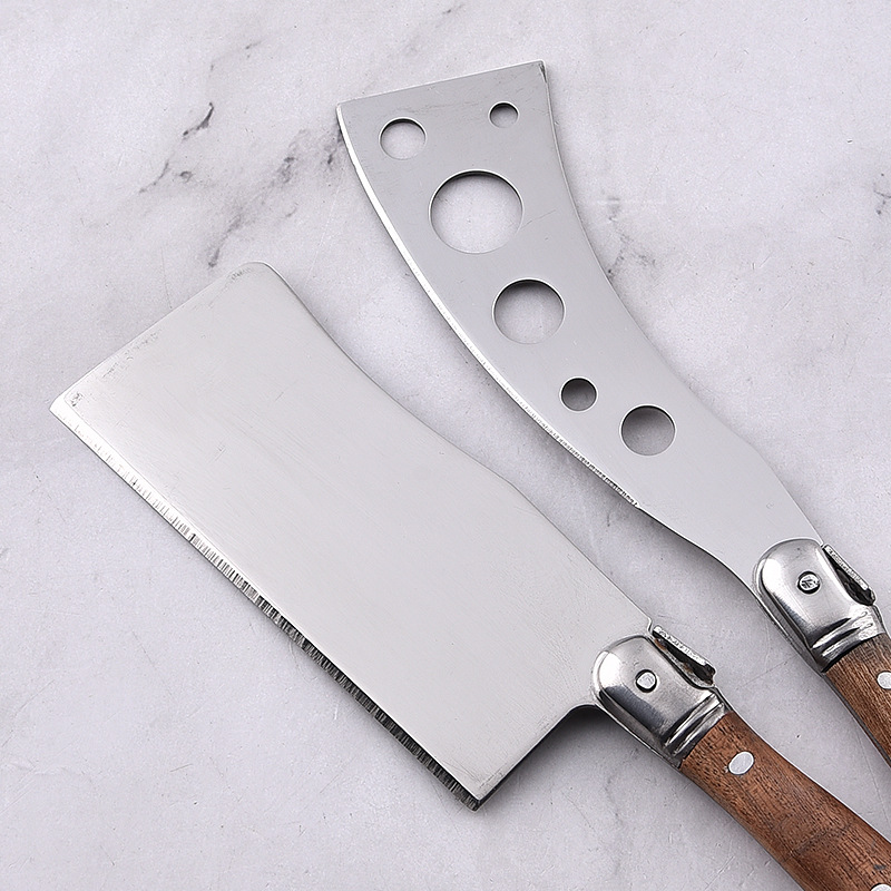 Cross-border kitchenware set: Butter knife, bread and cheese kitchen baking knife, 420 stainless steel Sapele wood handle knife Application Scenario