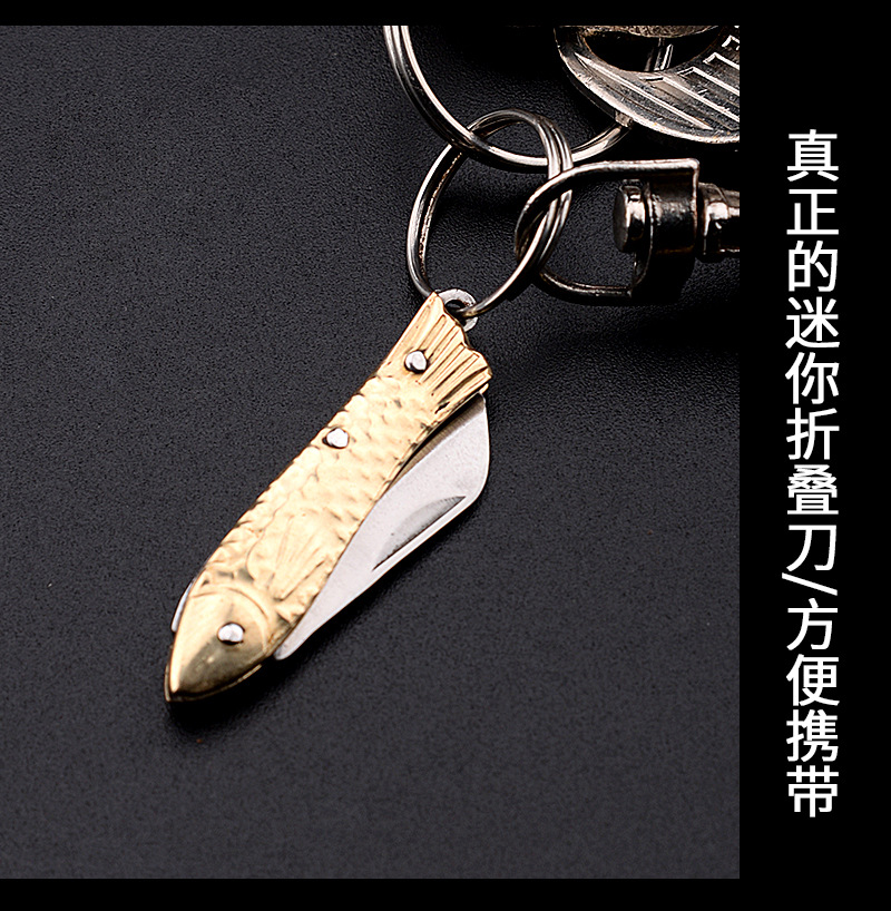Mini folding knife, legal self-defense knife, exquisite brass knife, keychain, small knife for opening packages and boxes Application Scenario