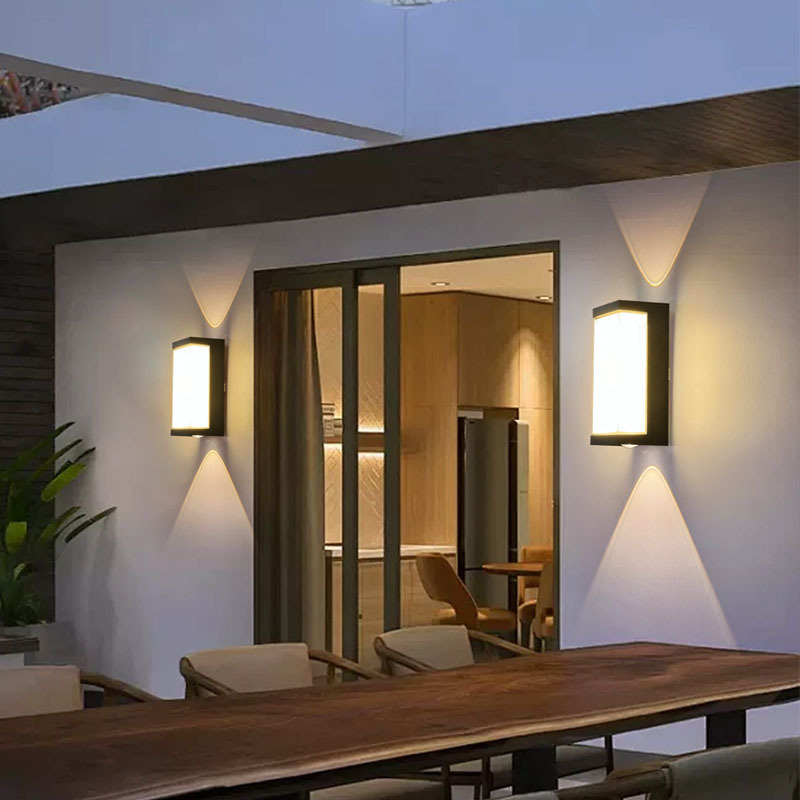 Outdoor waterproof double-head spotlights, simple homestay courtyard lights, modern villa and hotel entrance door lights, outdoor wall lights Application Scenario