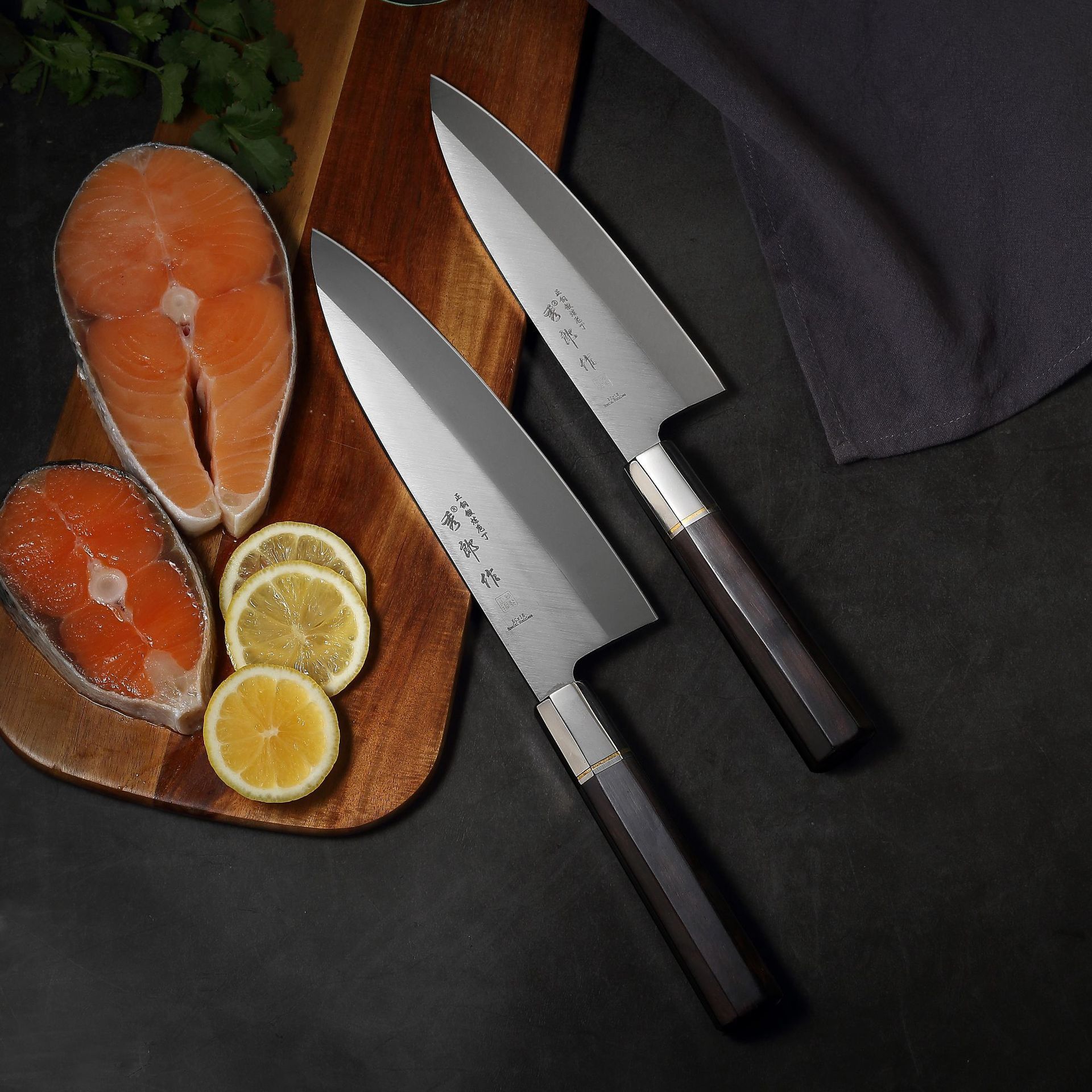 Japanese cuisine: sashimi knife, fish head knife, fish slice knife, sushi knife, split knife, salmon knife, exit knife, willow blade knife Specification drawing