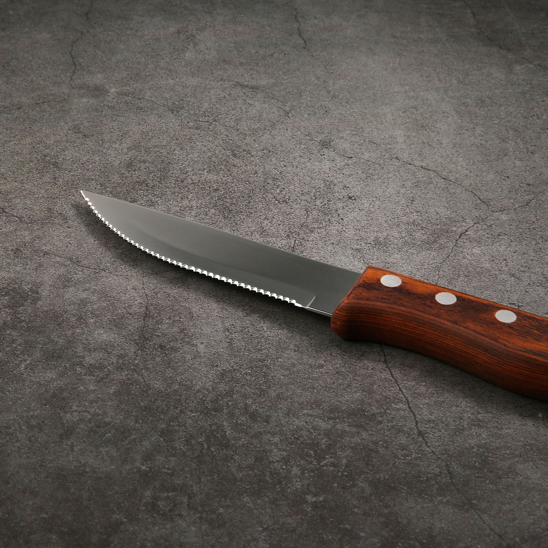 304 stainless steel knife and fork, Brazilian brown color, wooden handle steak knife, rosewood Western cuisine knife, thickened steak knife, cross-border Specification drawing