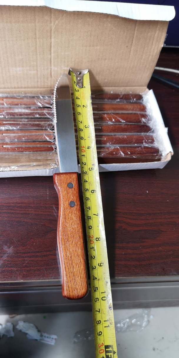 Wooden handle steak knife, steak knife, Western cuisine knife, wooden handle tableware manufacturer inventory handling, no return, no exchange Application Scenario