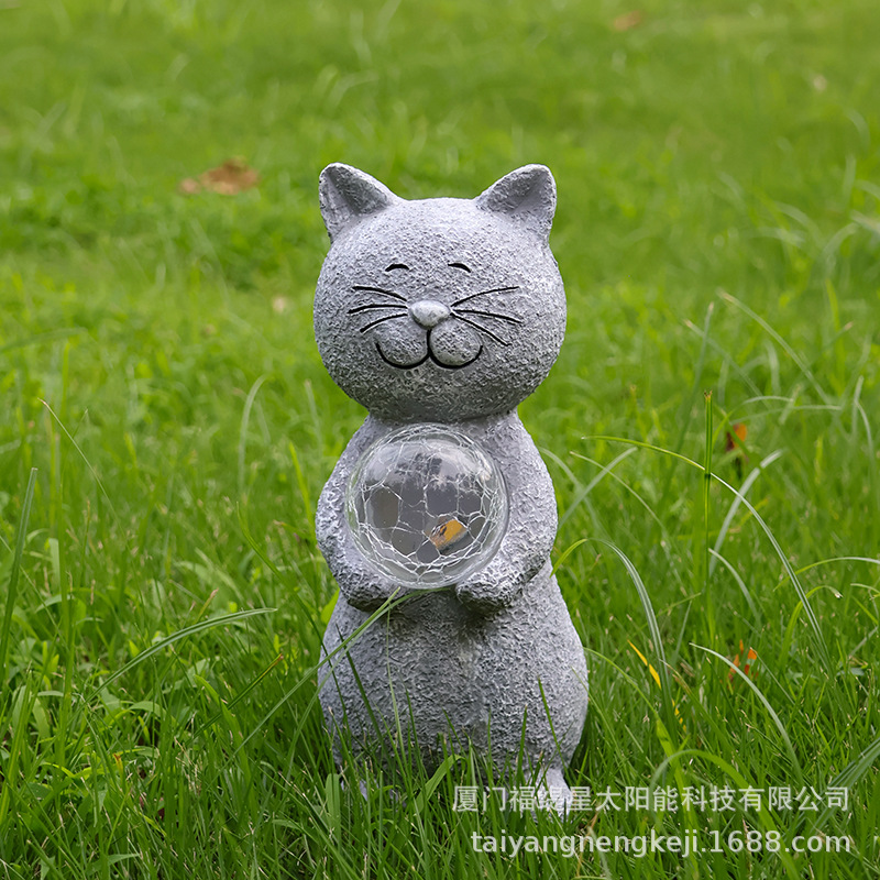 Cross-border solar garden lamps, resin animal ornaments, garden balcony, courtyard decoration, lawn, cat statue ornaments Application Scenario