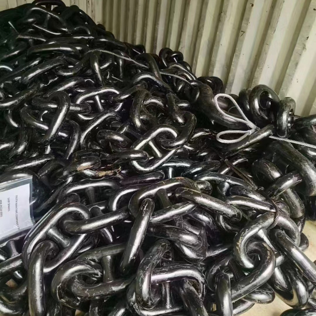 Anchor chains include flange anchor chains, welded flange anchor chains, Marine chains, first-grade anchor chains, CM490 anchor chains, and Marine strapping chains details Picture
