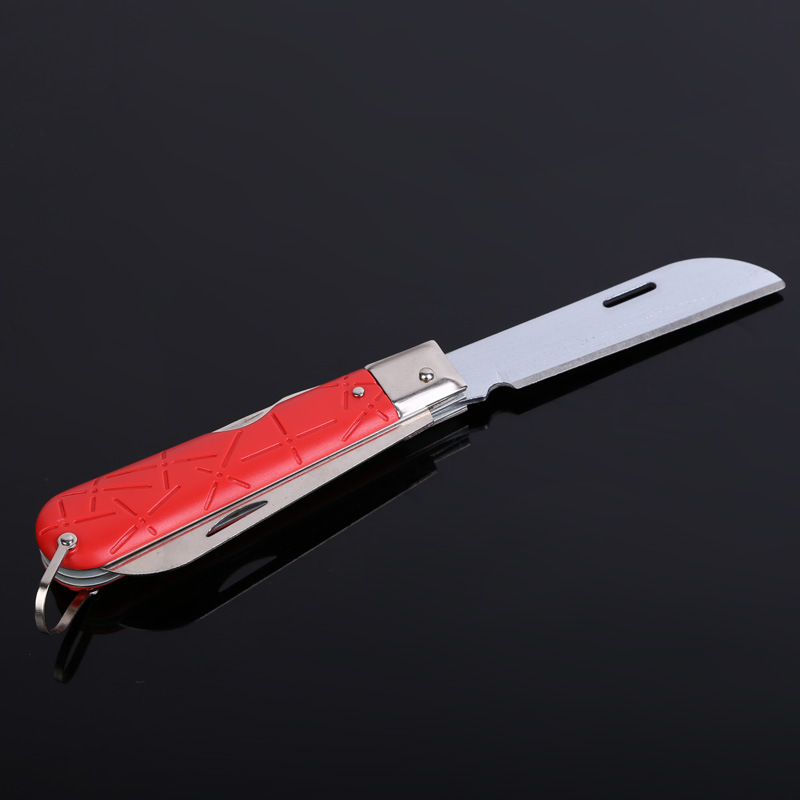 Wholesale straight-edge electrician knife cutting tools, wire stripping, bent edge, foldable wooden handle, insulated stripping knife Application Scenario