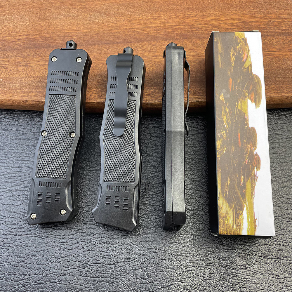 The multi-functional straight knife, outdoor folding knife, wilderness survival self-defense knife and portable tactical knife of the Toothed Dragon Application Scenario