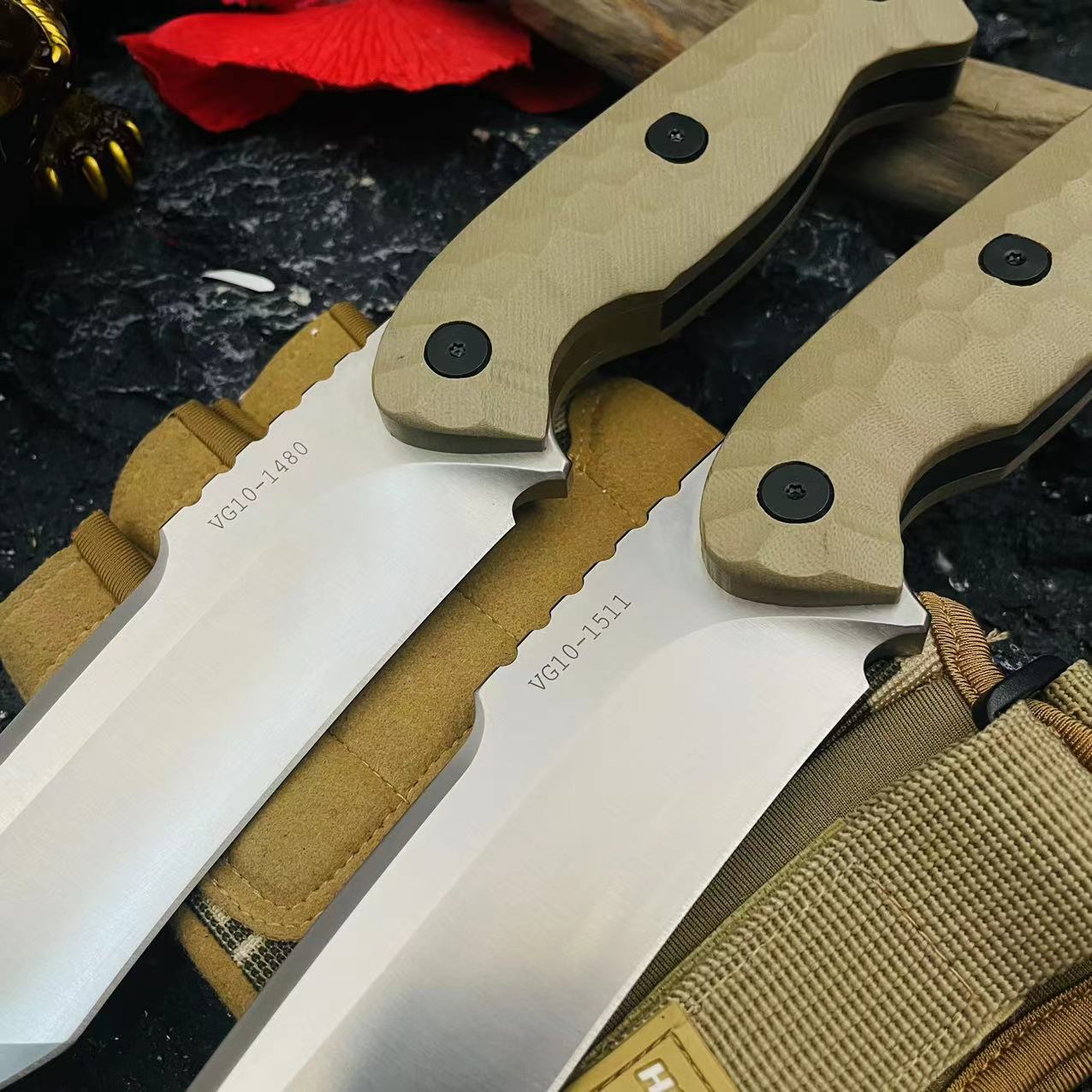 The new VG10 Titan high-hardness forged large and small straight knife is an outdoor multi-functional portable camping and picnic survival knife Application Scenario