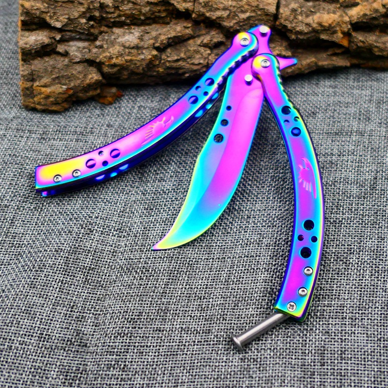 CSGO spring buckle Butterfly knife, folding butterfly swing practice knife, unedged claw training, curved knife toy, portable Application Scenario