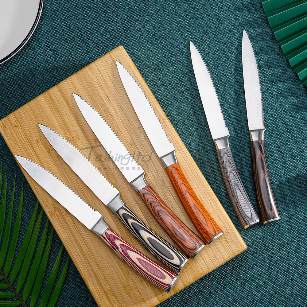 New multi-color wooden steak knife, stainless steel steak knife, Pakka Wood Western cuisine knife and fork with teeth full figure