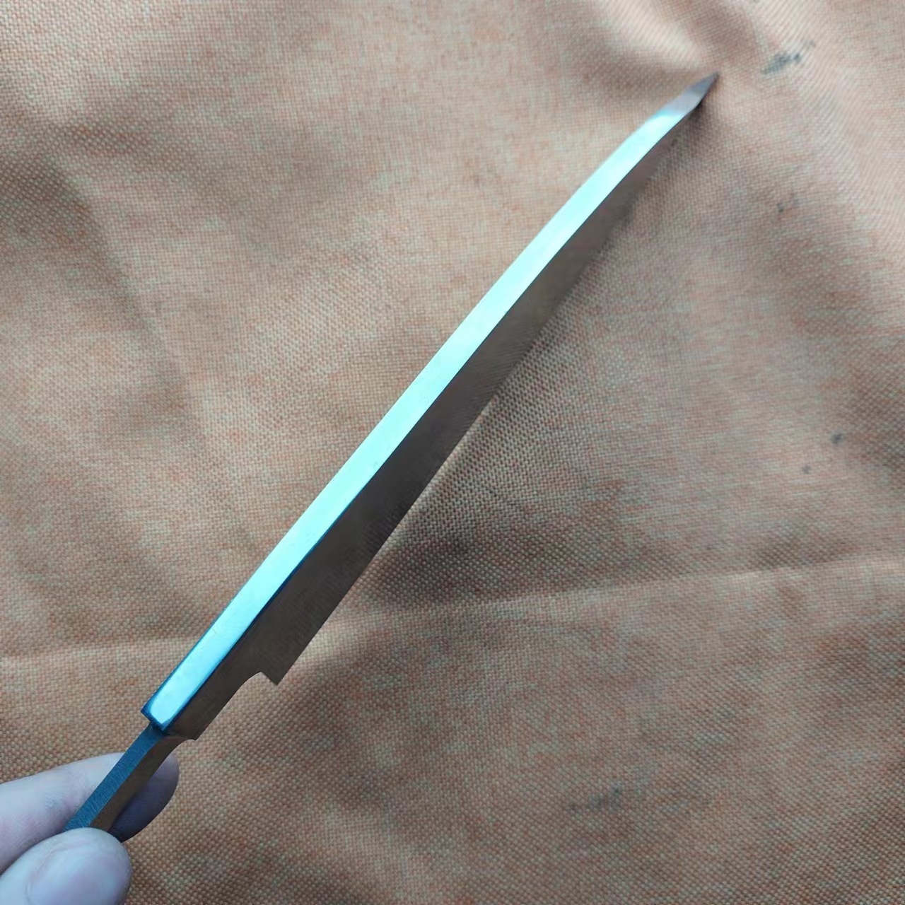 The semi-finished initial knife meat has no handle and the fish head knife has no processing full figure