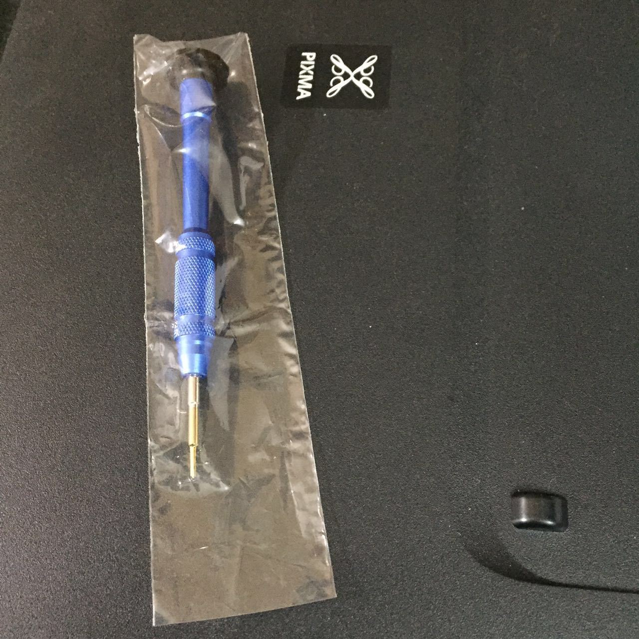 Manufacturer's Apple 7 small screwdriver, 0.6Y, disassembly screwdriver, aluminum screwdriver, manual screwdriver, mobile phone repair tool Application Scenario
