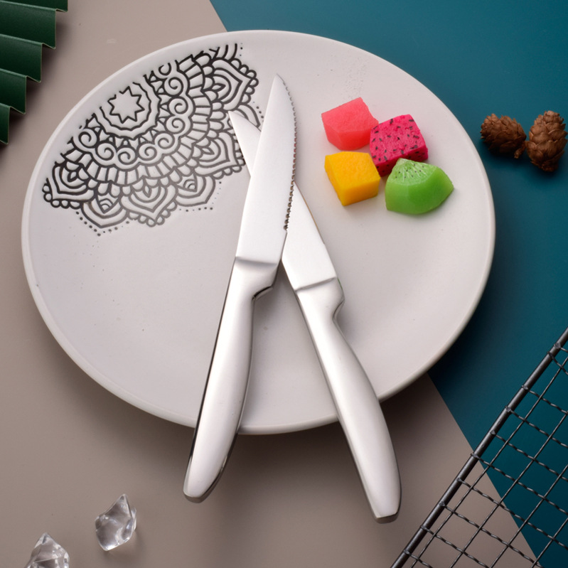 All-steel 420 stainless steel fruit knife, German-style bright steak knife, steak knife, Western-style knife, household toothed frozen meat knife details Picture